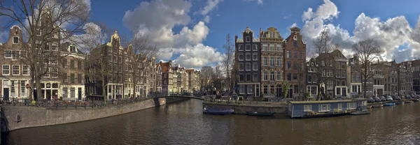 Panorama de Amsterdã nas terras baixas — Fotografia de Stock