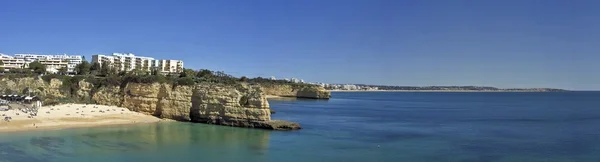Panoramautsikt på den berömda stranden på praia da rocha i algarve i portugal — Stockfoto