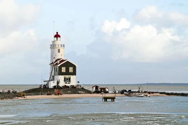 オランダのマルケンから灯台 — ストック写真