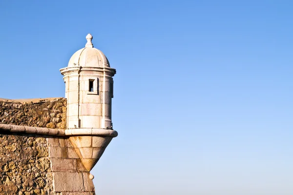 Middeleeuwse toren van fortaleza da ponta da bandeira in lagos — Stockfoto