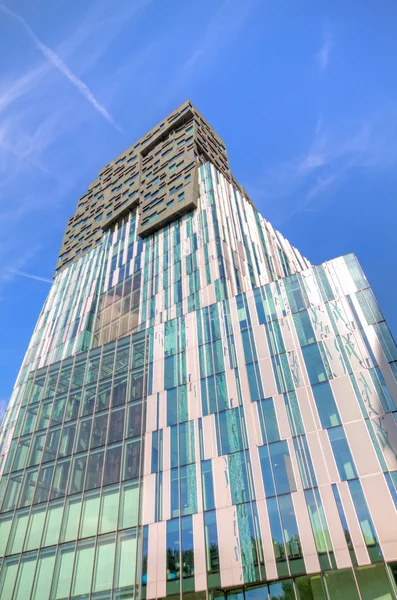 Edificio de vidrio en Amsterdam Holanda — Foto de Stock