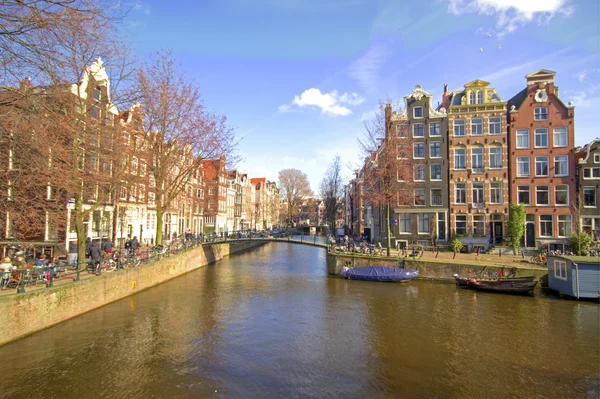 Stadsbild från Amsterdam i Nederländerna — Stockfoto