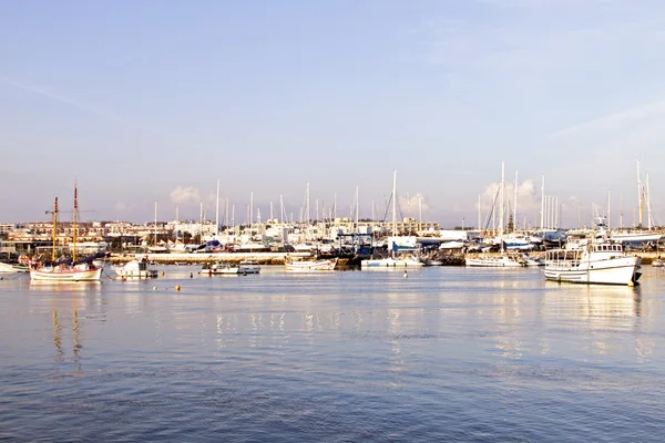 Puerto de Lagos en el Algarve en Portugal — Foto de Stock