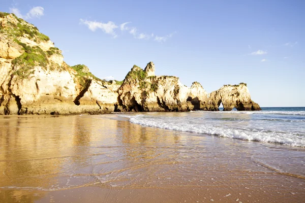 Rocky southcoast near Lagos in Portugal — Stock Photo, Image