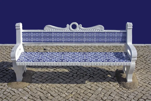 Stone bench with tiles, typical portuguese — Stockfoto