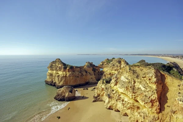 Stenar på praia da rocha nära Portimão i portugal — Stockfoto