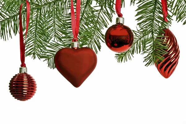Kerst ornamenten in de boom — Stockfoto