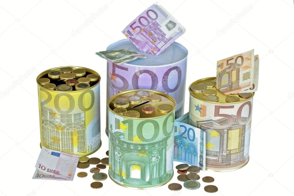 Euro savings in piggy banks