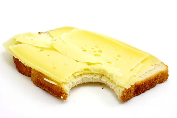 Rebanada de pan blanco con queso holandés — Foto de Stock