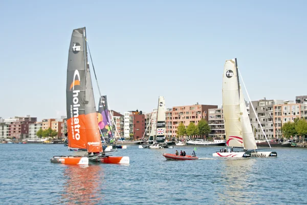 Copa Ishares final mundial de catamarán extremo carrera en el puerto de Amsterdam —  Fotos de Stock