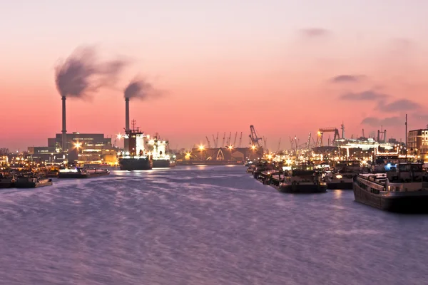 O porto em Roterdão — Fotografia de Stock