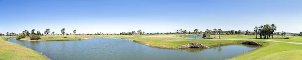 Panorama pole golfowe w algarve, Portugalia — Zdjęcie stockowe