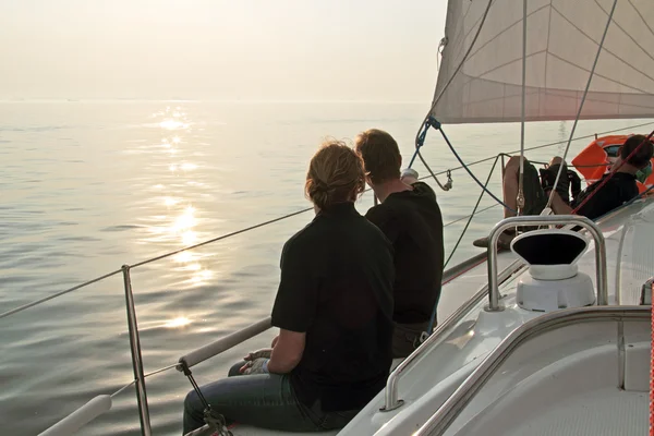 Sailing on the IJsselmeer in the Netherlands at sunset — Stock Photo, Image