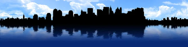 Panorama de Nova York refletindo na água — Fotografia de Stock