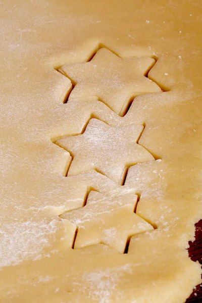 Star cutting cookies — Stock Photo, Image