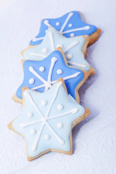 Ciasteczka świąteczne niebieskie gwiazdy — Zdjęcie stockowe