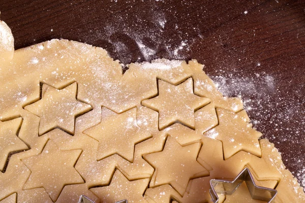 Cutting cookies stars — Stock Photo, Image