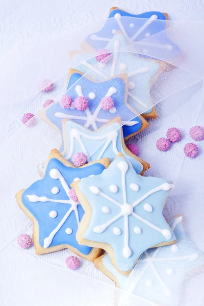 Ciasteczka świąteczne niebieskie gwiazdy — Zdjęcie stockowe