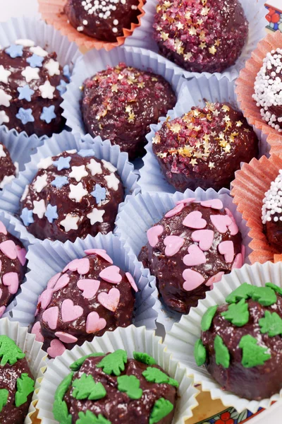 Mezcla de pralinés de chocolate —  Fotos de Stock