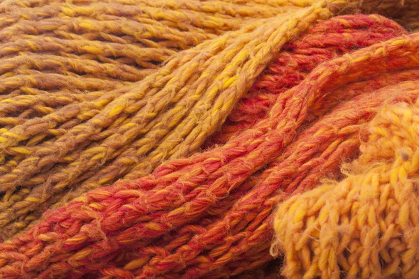 Теплий помаранчевий вовняний шарф — стокове фото