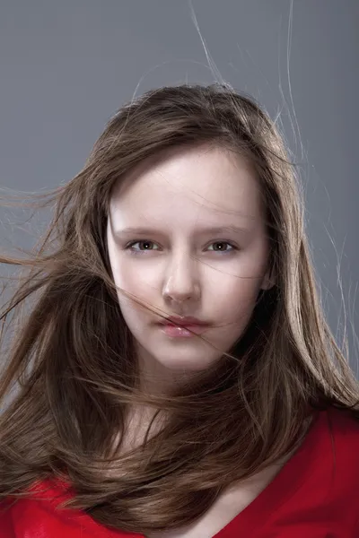 Young girl posing as a model — Stock Photo, Image