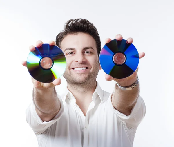 Чоловік тримає CD — стокове фото