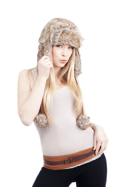 Młoda kobieta w futrzanym kapeluszu — Zdjęcie stockowe