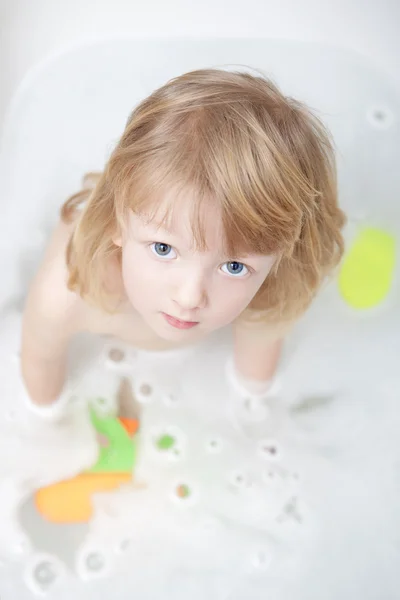 Boy in bathtub — Stock Photo, Image