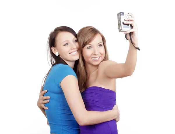 Jovens mulheres tirando fotos — Fotografia de Stock