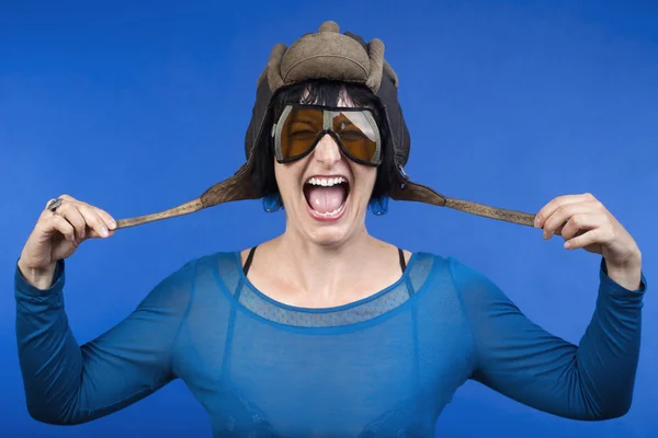 Vrouw met helm — Stockfoto