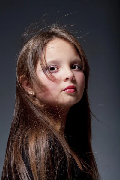 Portré egy fiatal lányról — Stock Fotó