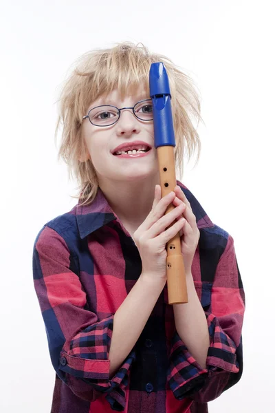 Rapaz com uma flauta — Fotografia de Stock
