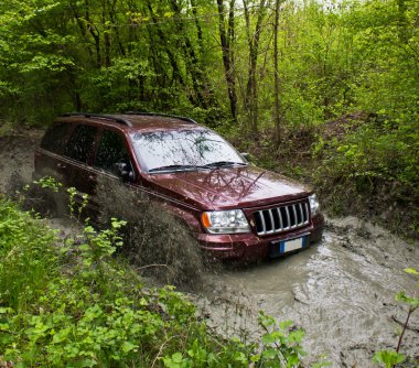 Jeep in mud clipart