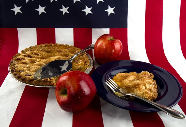 Tarta de manzana / Bandera de Amnerican — Foto de Stock