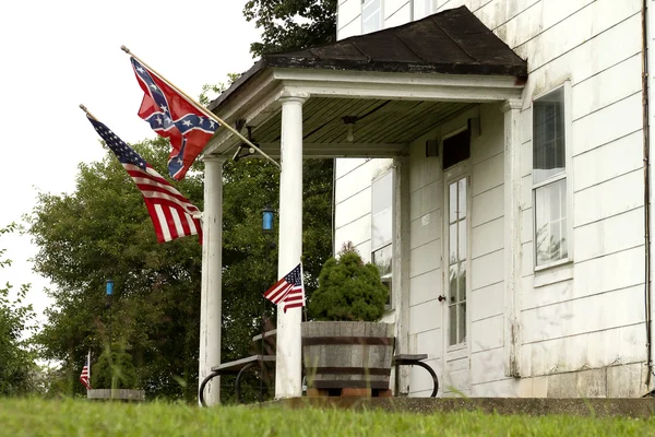 Bandeiras Confederadas e Rebeldes — Fotografia de Stock