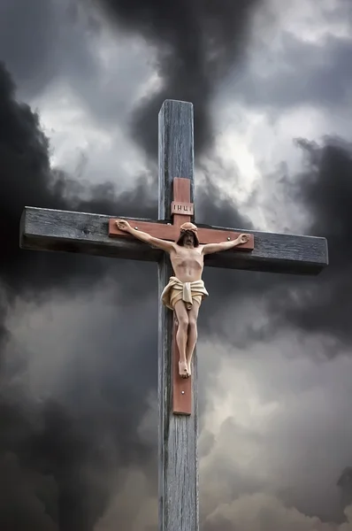Ježíš Kristus na kříži s cloud — Stock fotografie