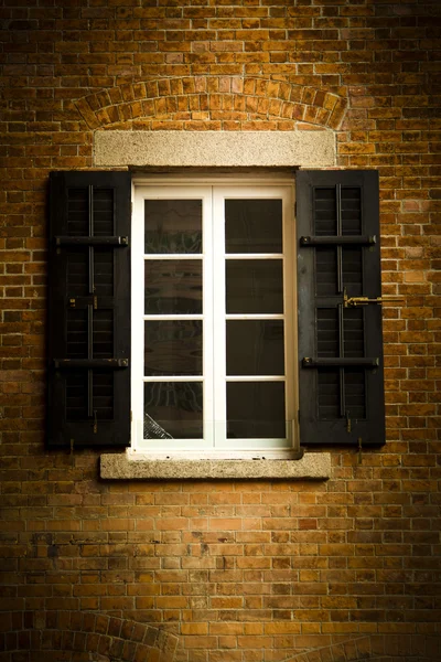Parete con finestra — Foto Stock