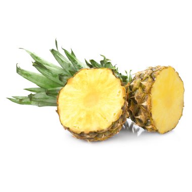 gür yeşil yaprakları ile olgun ananas