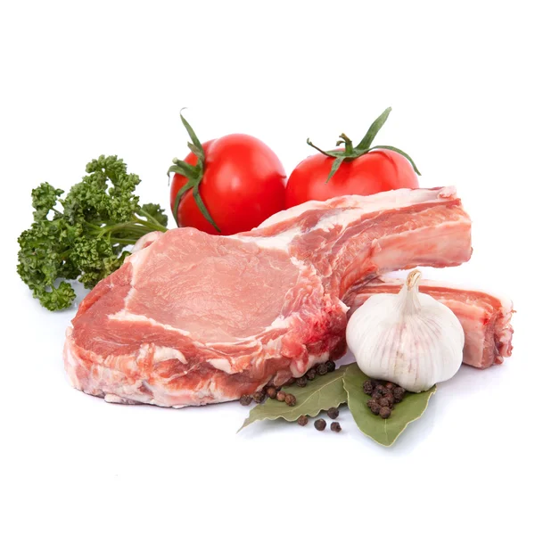 Friss, nyers hús és a zöldségek — Stock Fotó