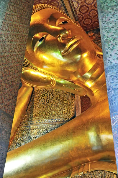 stock image Reclining Buddha statue in Wat Pho