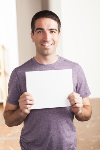 Симпатичный молодой взрослый знак
