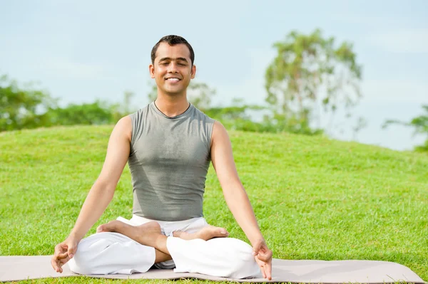 Yoga meditation in lotus pose — Stock Photo, Image