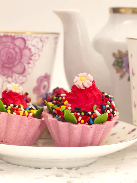 Cupcakes στο πιάτο — Φωτογραφία Αρχείου