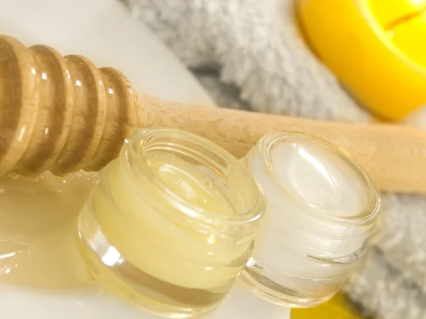 蜂蜜の作られた化粧品 — Stock fotografie