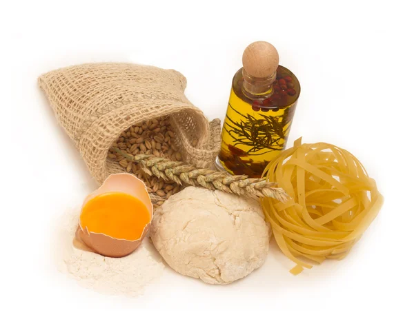 Ingredients for making pasta — Stock Photo, Image