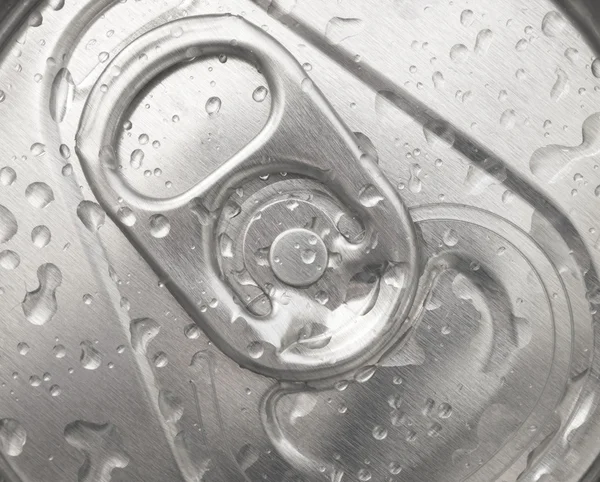 Wet can — Stock Photo, Image