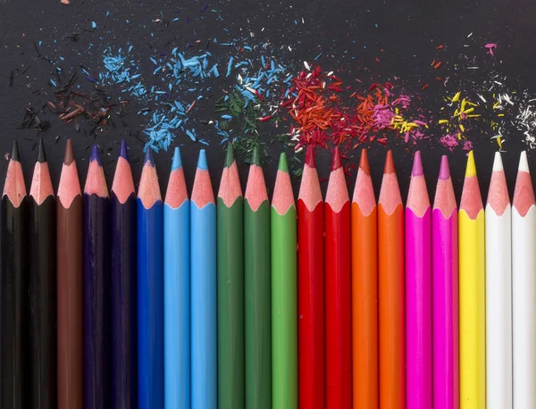 Crayons de couleur avec rasage — Photo