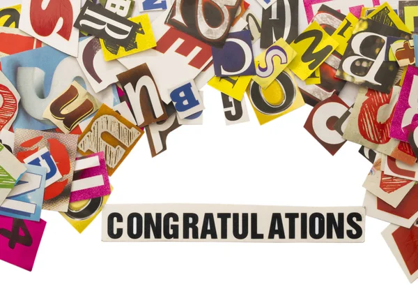 Wortbeglückwünschung mit geschnittenen Buchstaben — Stockfoto