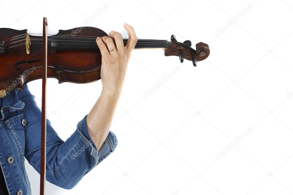 A female violinist playing the violin