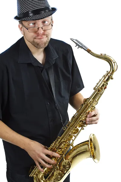 Jongeman met saxofoon — Stockfoto